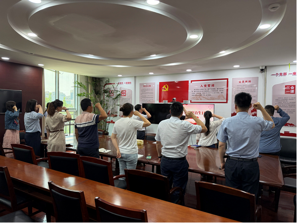 工信_副本.jpg